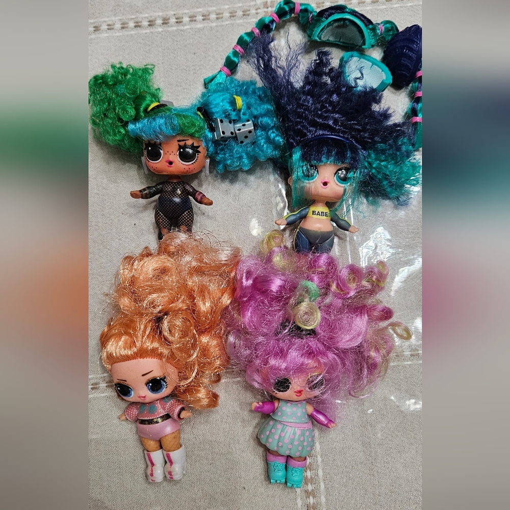 4 L.o.l Dolls